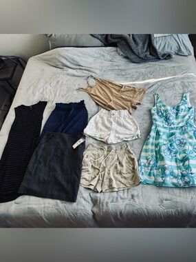 Women’s Dresses, Skirts, Shorts for sale! XXS, XS, S-NWT/NWOT/GUC!